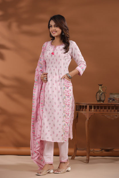 Phool Pocket Pure Cotton Pleated Suit set-Pink Colour