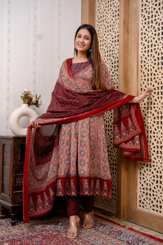 Farhat Kalamkari Anarkali Suit set-Red Colour