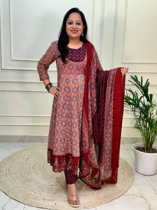 Farhat Kalamkari Anarkali Suit set-Red Colour