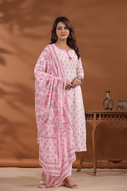 Phool Pocket Pure Cotton Pleated Suit set-Pink Colour